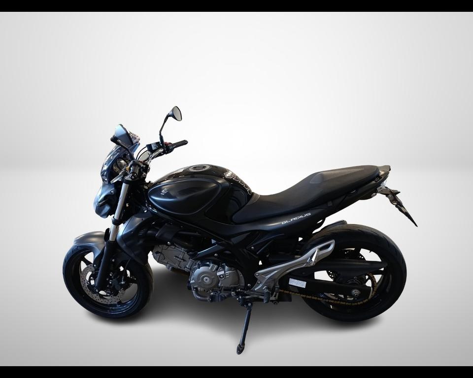 GLADIUS 650