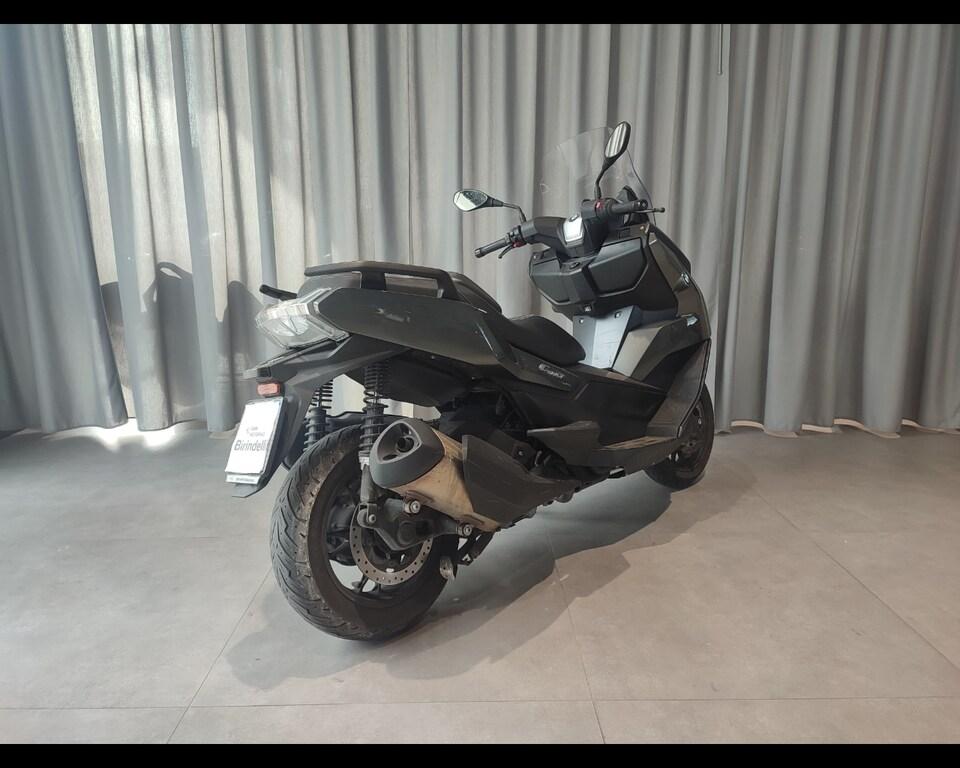 C 400 GT