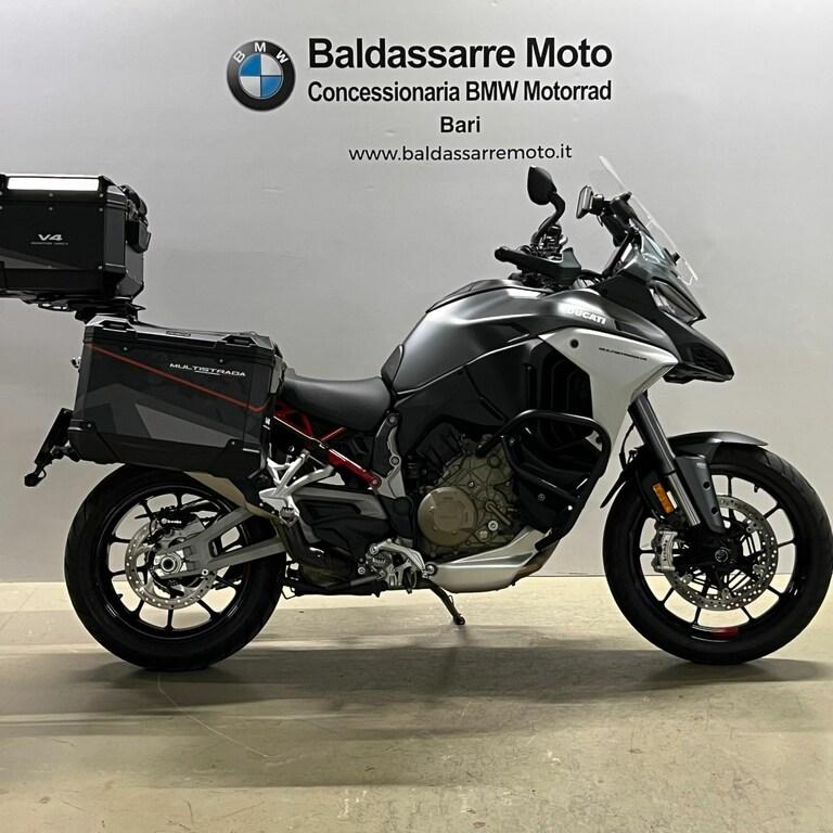 MULTISTRADA V4