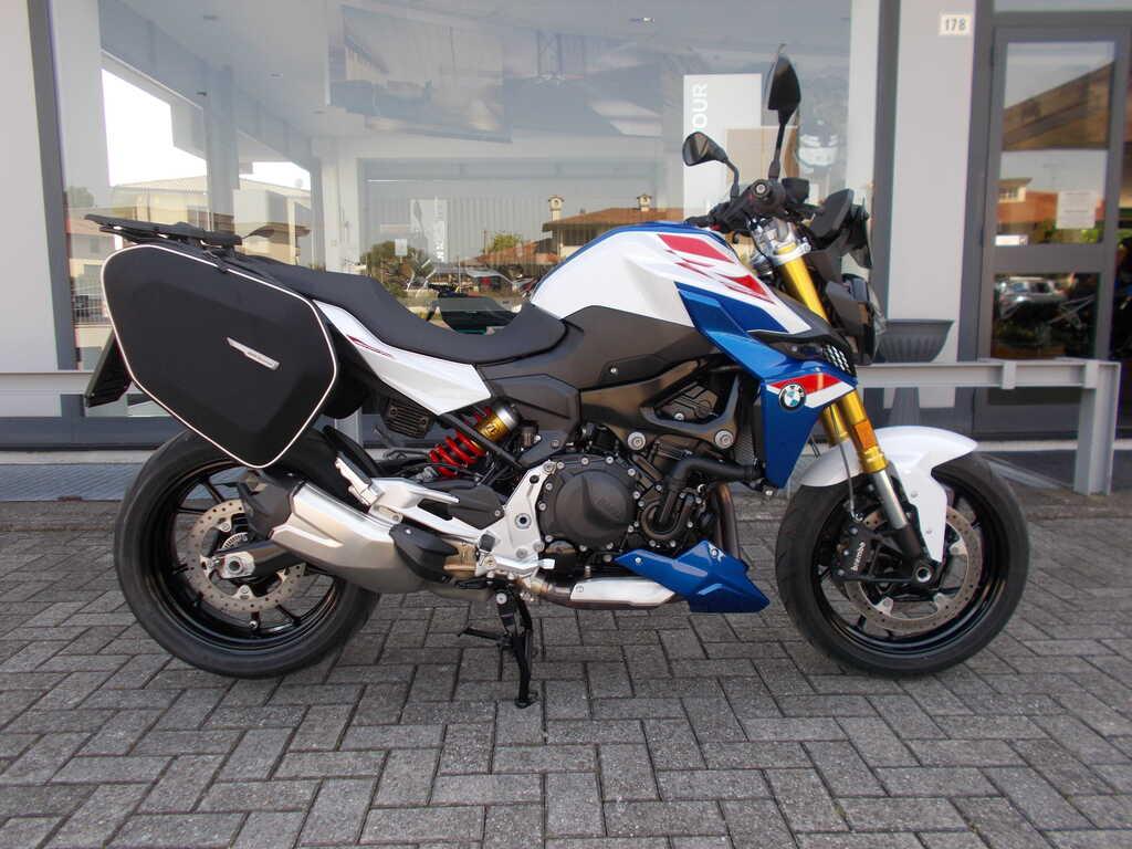 F 900 R