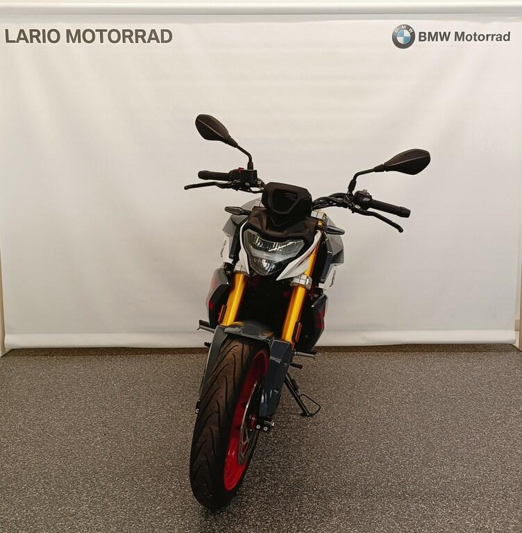 G 310 R