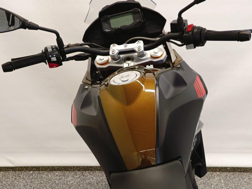 G 310 GS