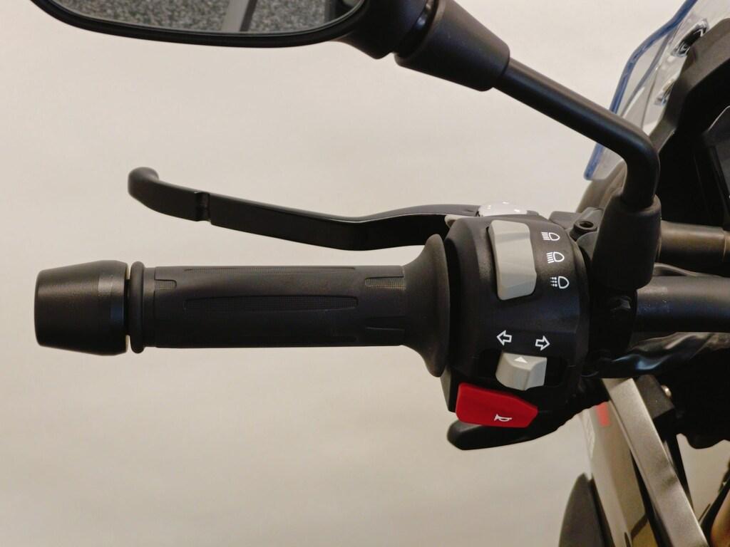 G 310 GS