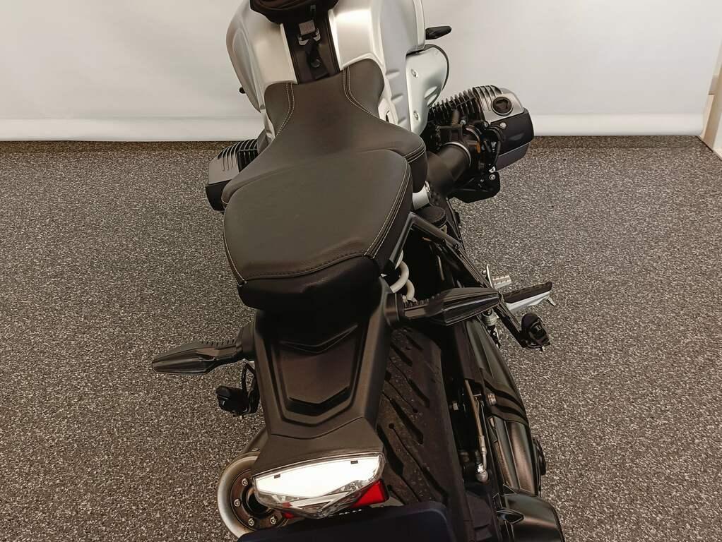 R 1200
