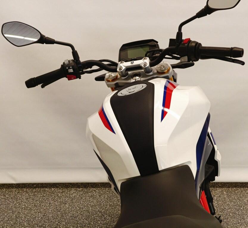 G 310 R