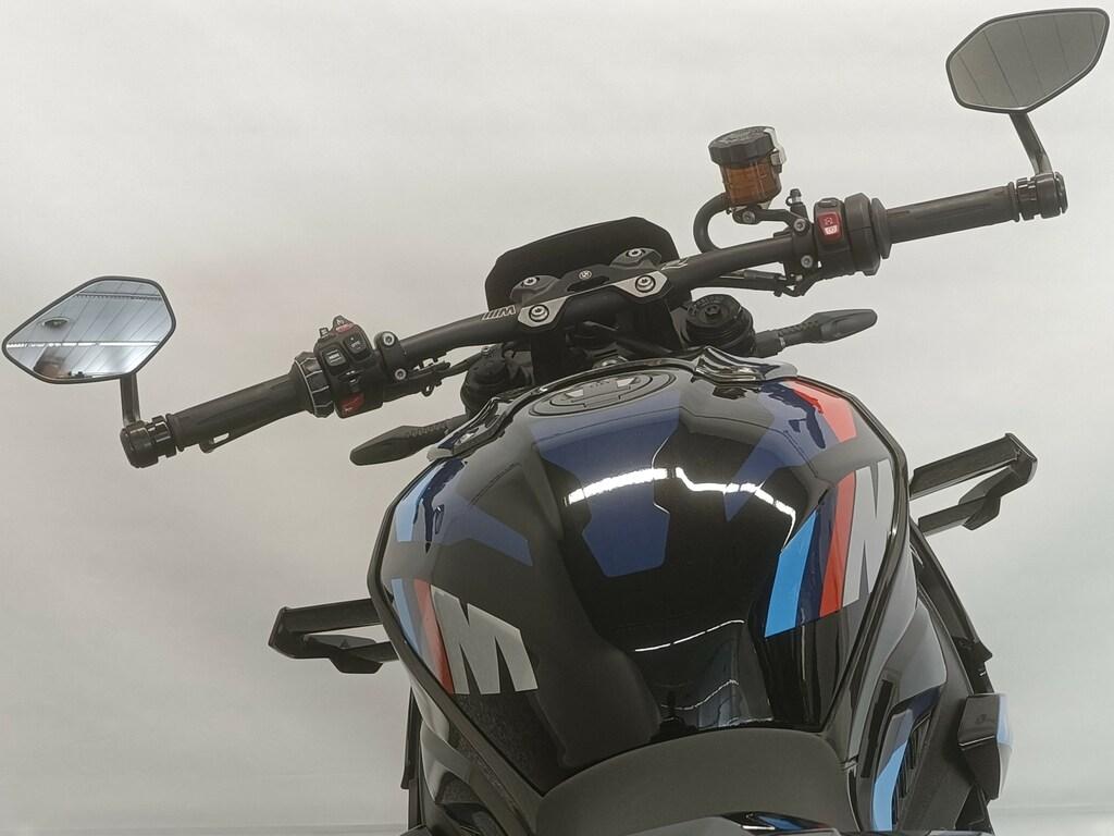 M 1000 R
