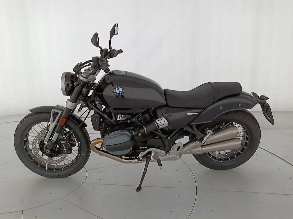 R 12