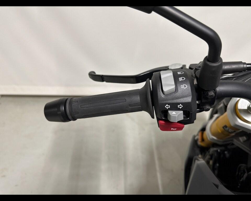 G 310 R