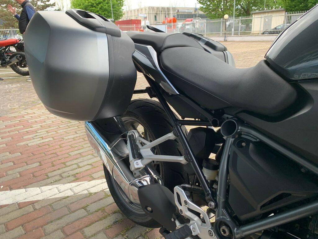 R 1250 R