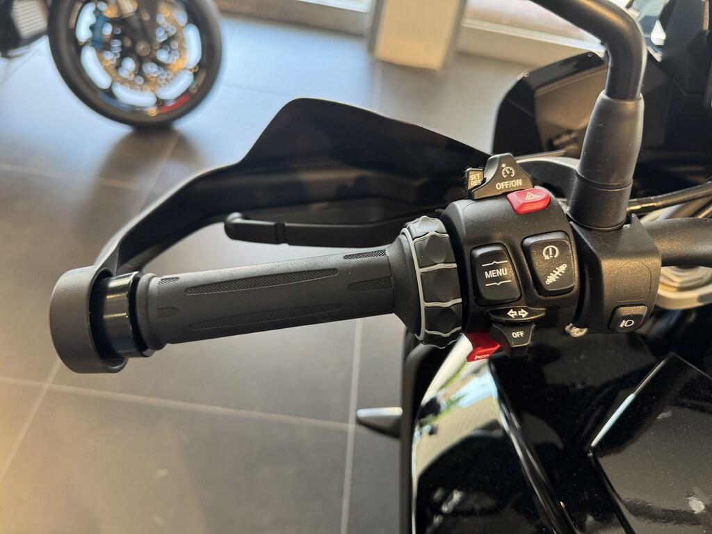 S 1000 XR