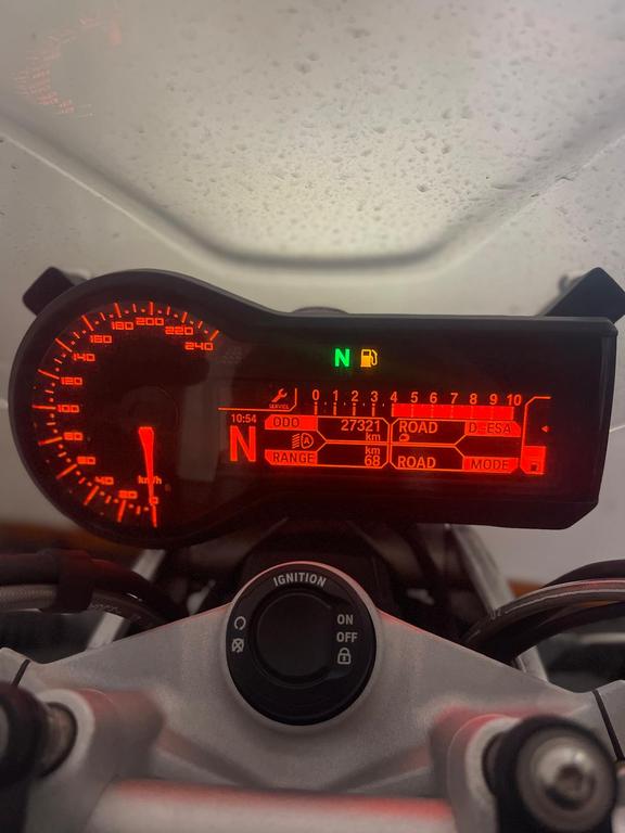 R 1200 R