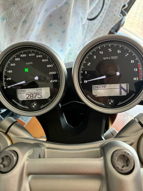 R 1200