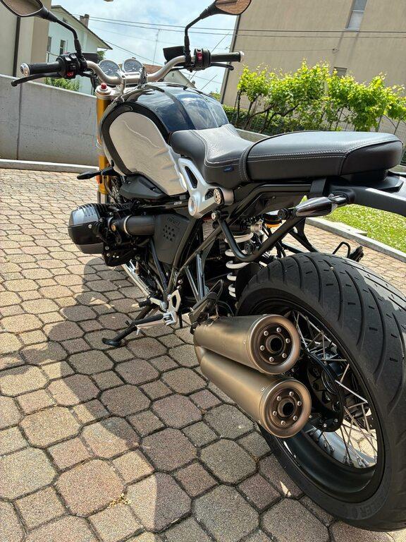 R 1200