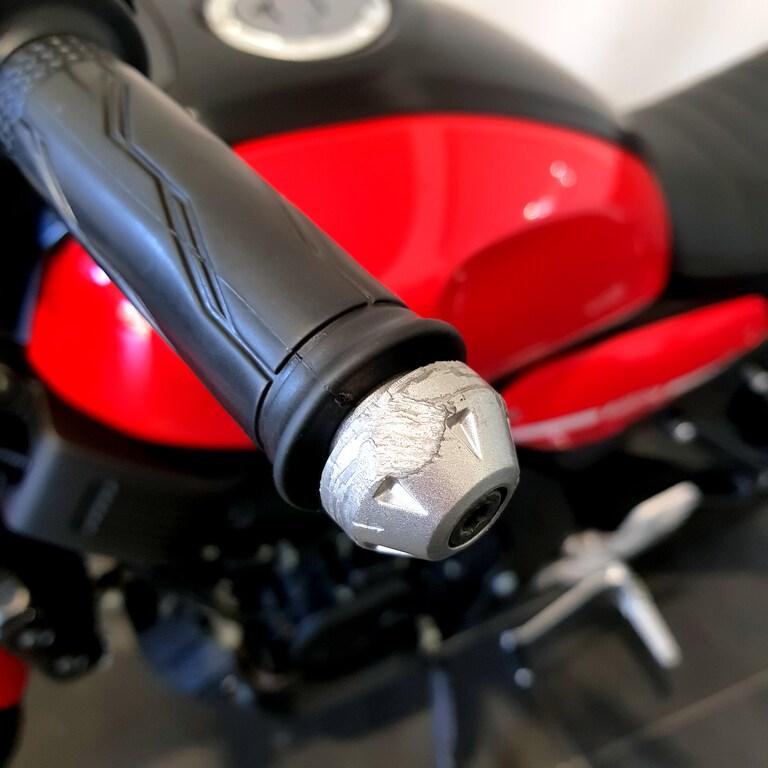 XSR 125