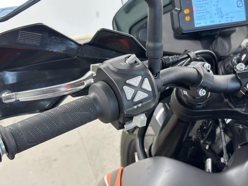 890 ADVENTURE