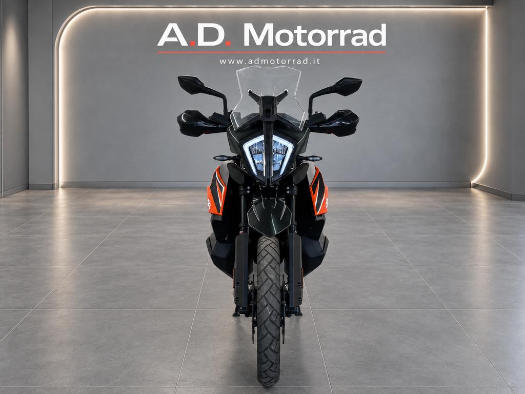 890 ADVENTURE