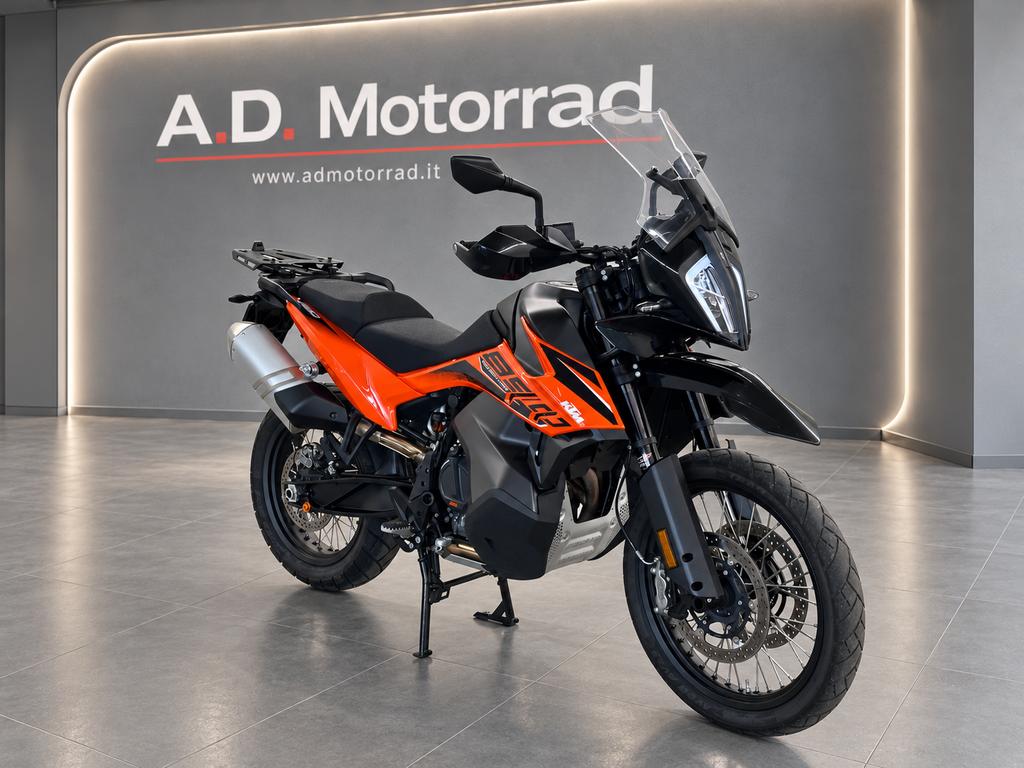 890 ADVENTURE