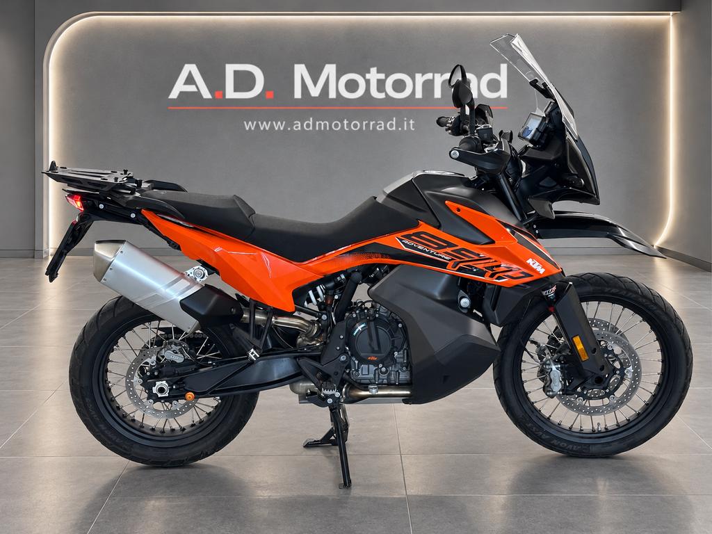 890 ADVENTURE