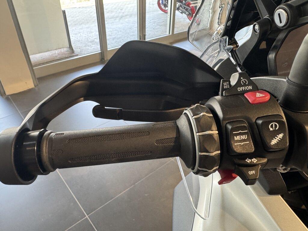 F 900 GS