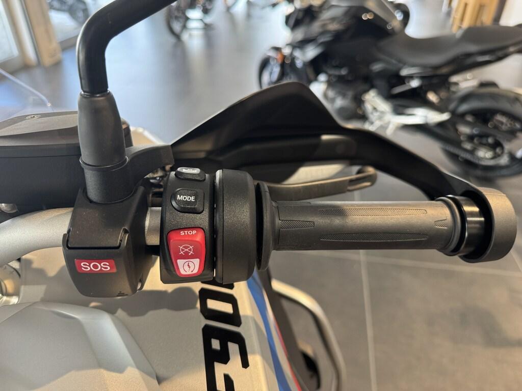 F 900 GS