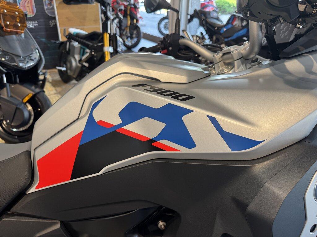 F 900 GS
