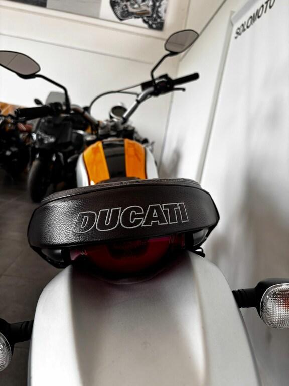 SCRAMBLER 800