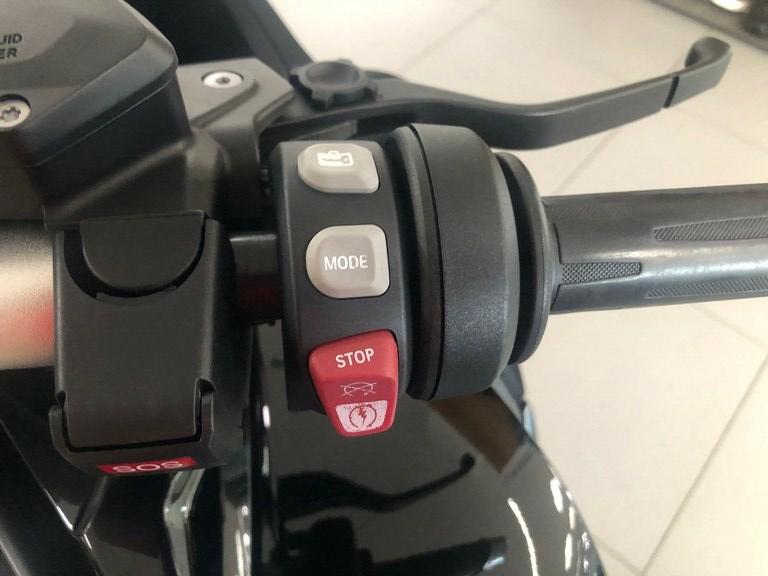 K 1600 B