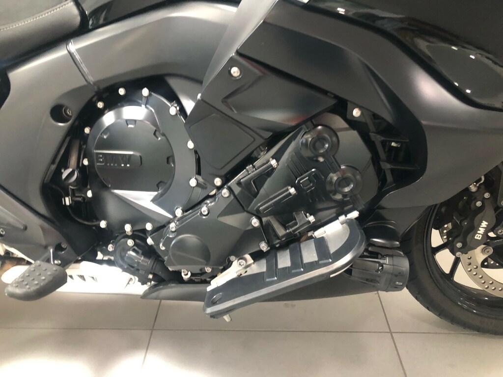 K 1600 B