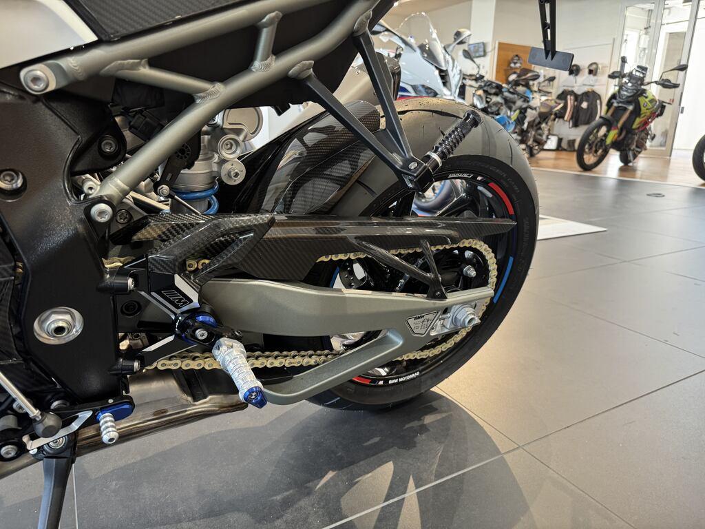 M 1000 R