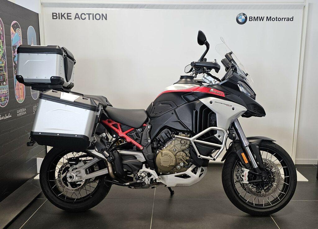 MULTISTRADA V4