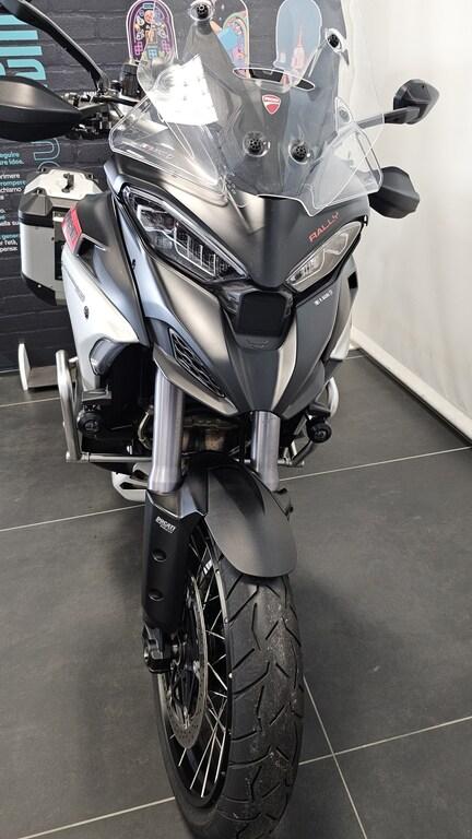 MULTISTRADA V4