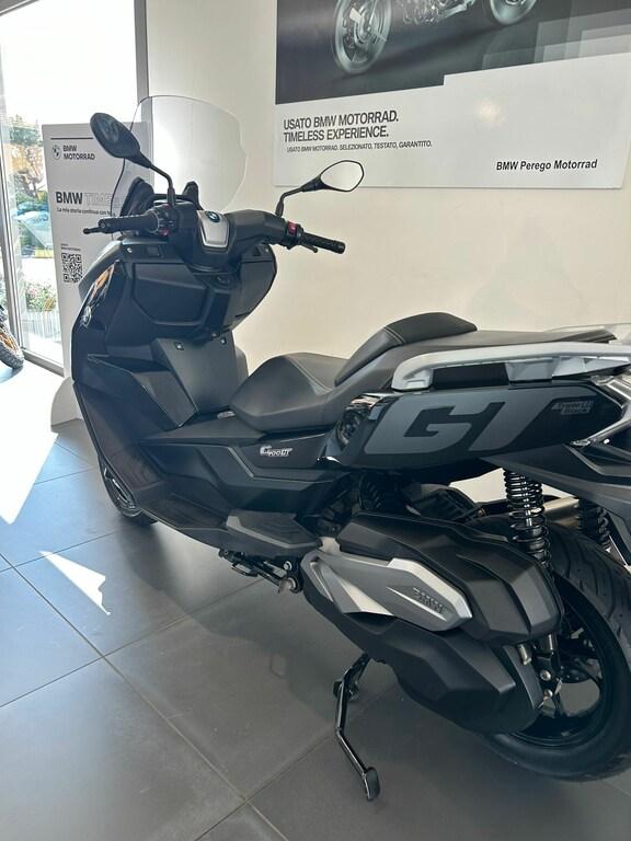 C 400 GT