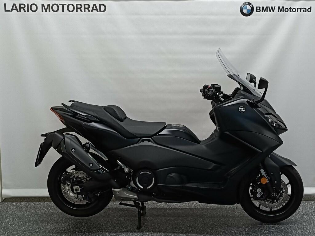 T-MAX 560