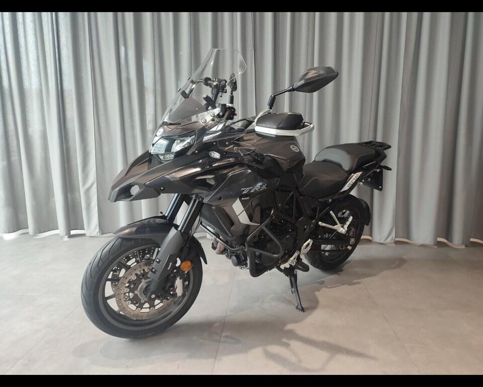 TRK 502