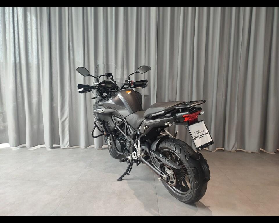 TRK 502