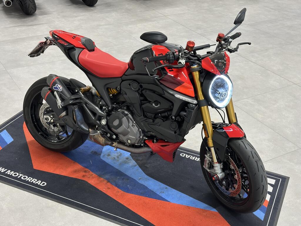 MONSTER 950