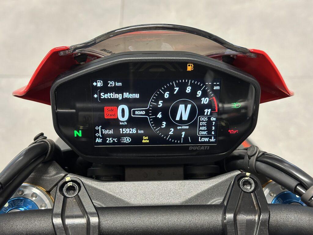 MONSTER 950
