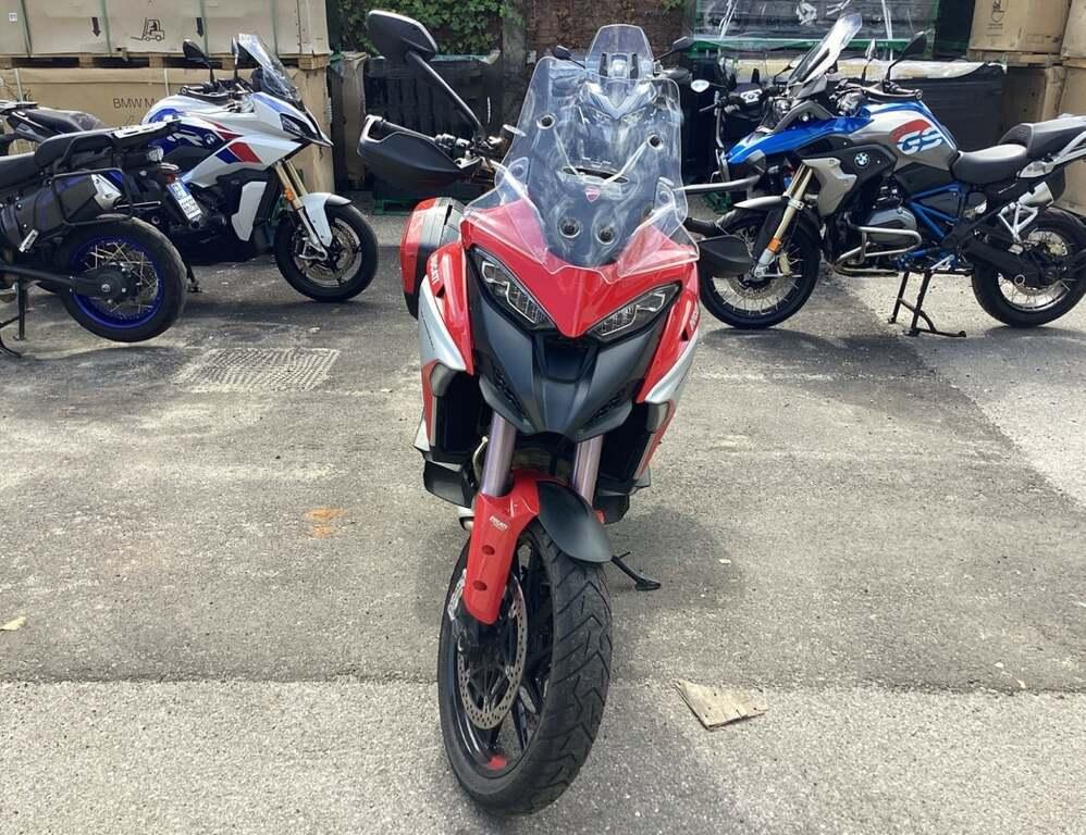 MULTISTRADA V4