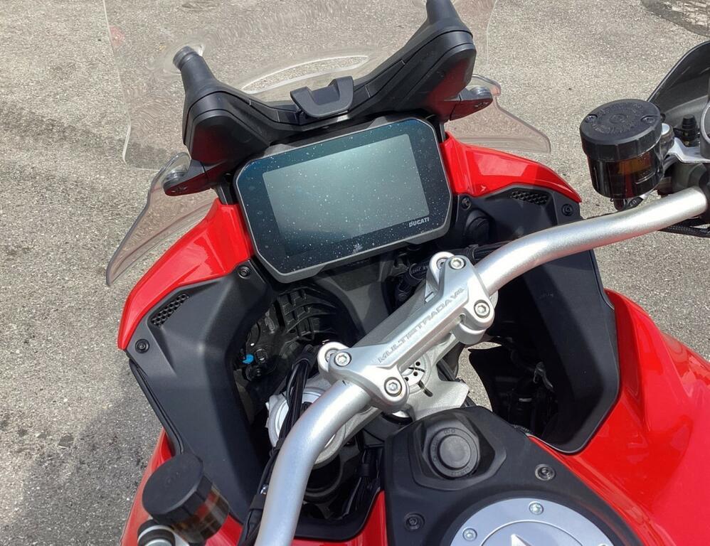 MULTISTRADA V4