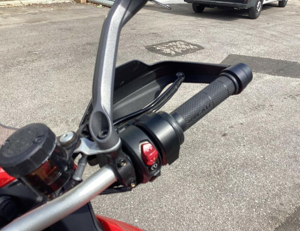 MULTISTRADA V4