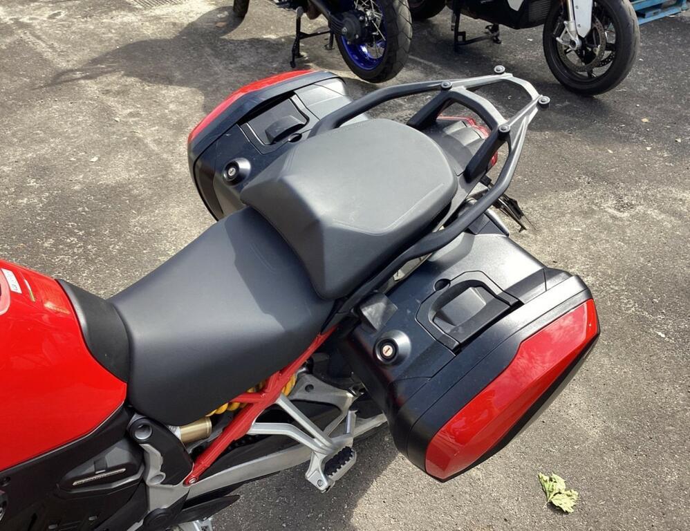 MULTISTRADA V4