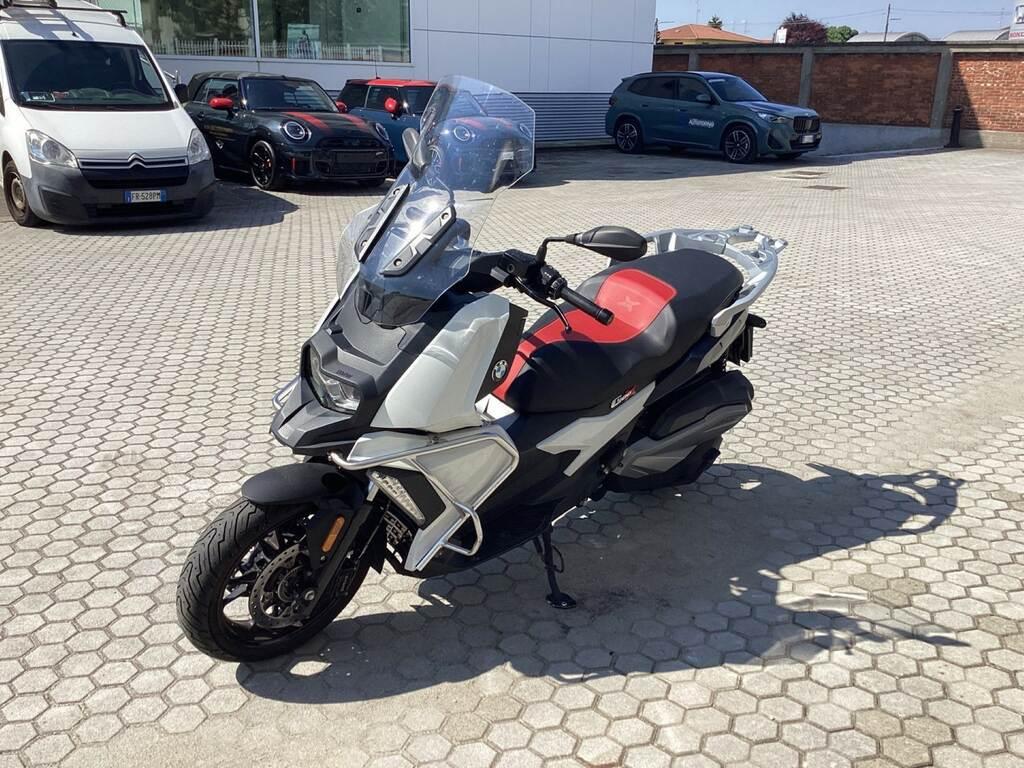 C 400 X