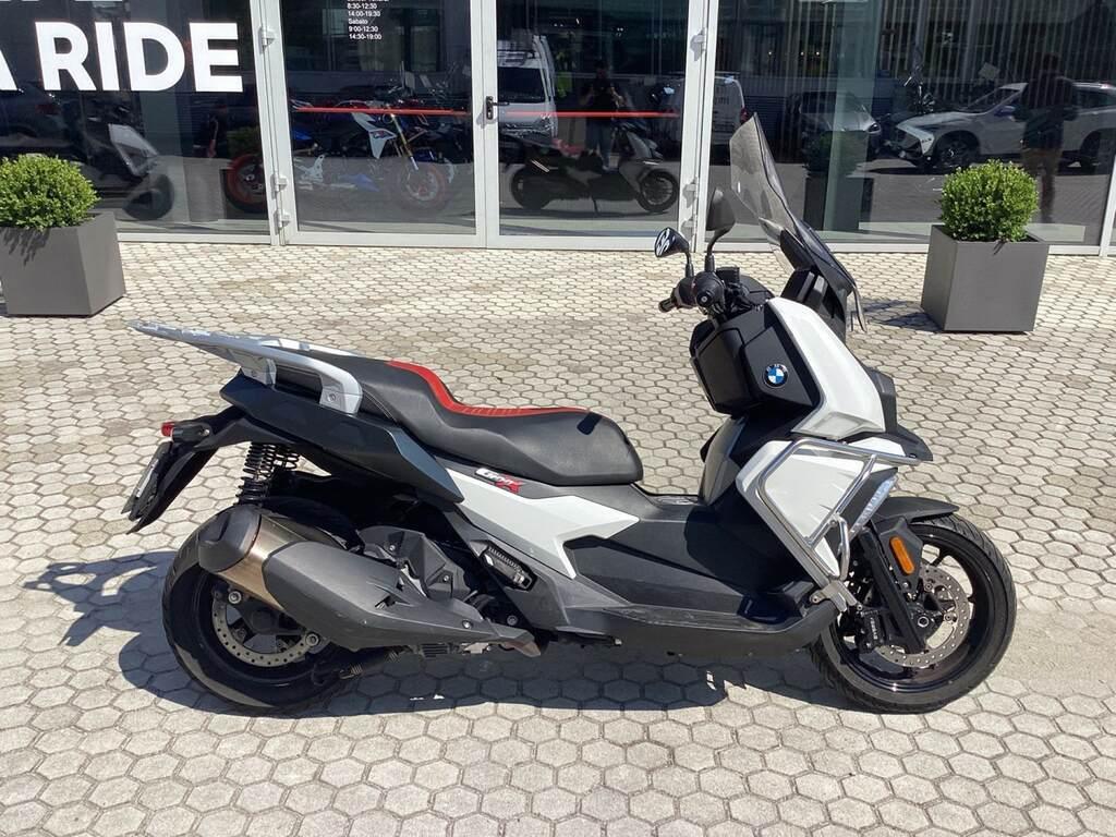 C 400 X