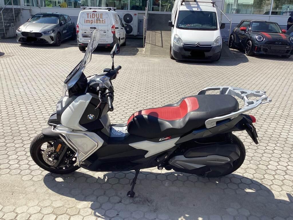 C 400 X
