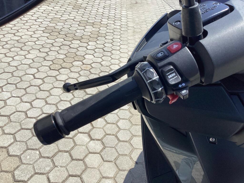 C 400 GT