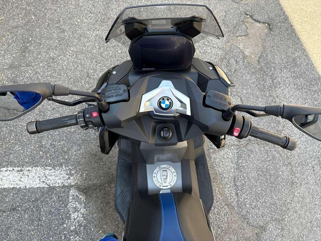 C 400 X