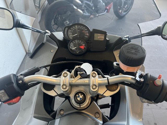 F 800 ST