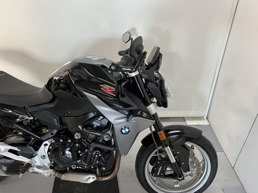 F 900 R