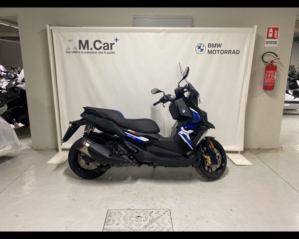 C 400 X