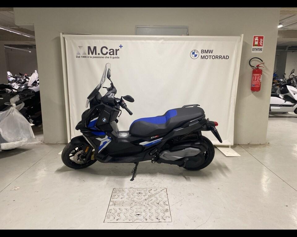 C 400 X